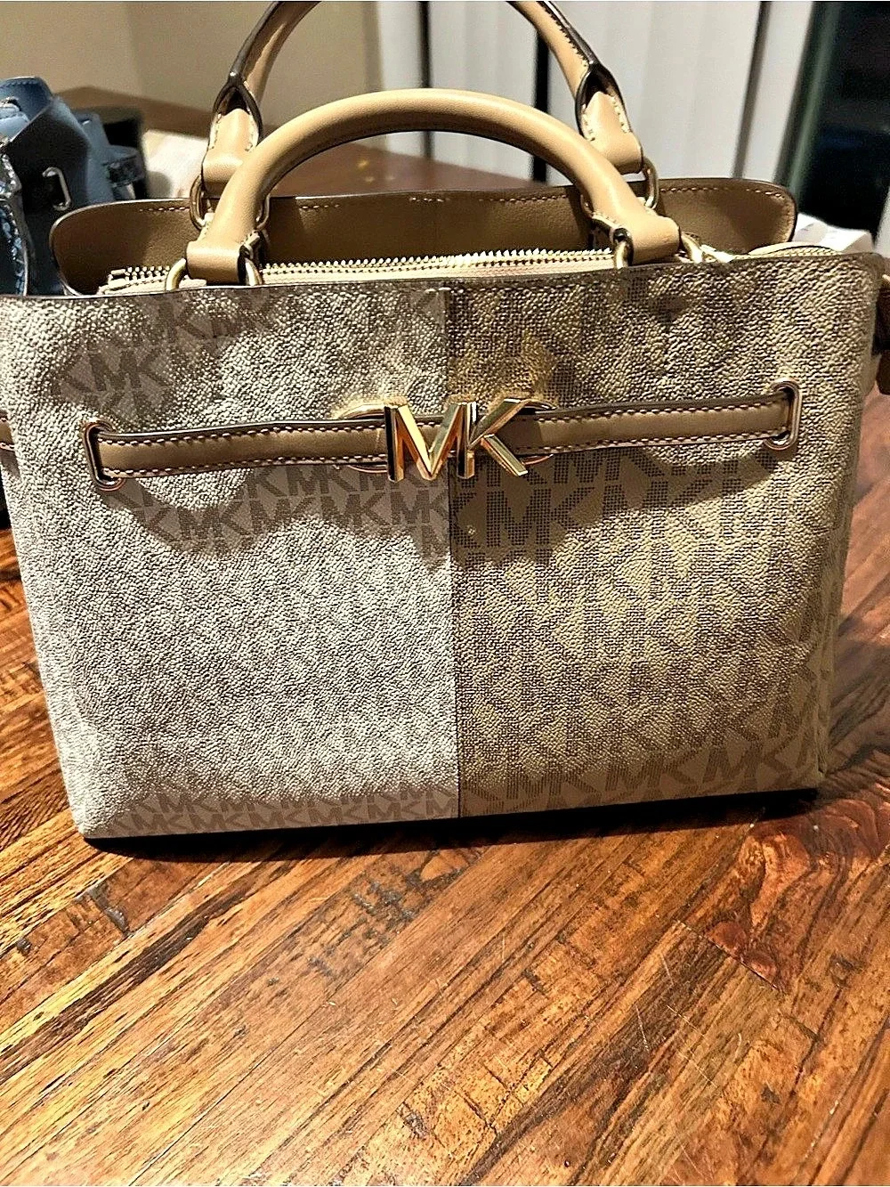 Michael Kors Laila Medium Signature Logo Satchel Brown & Beige NWT